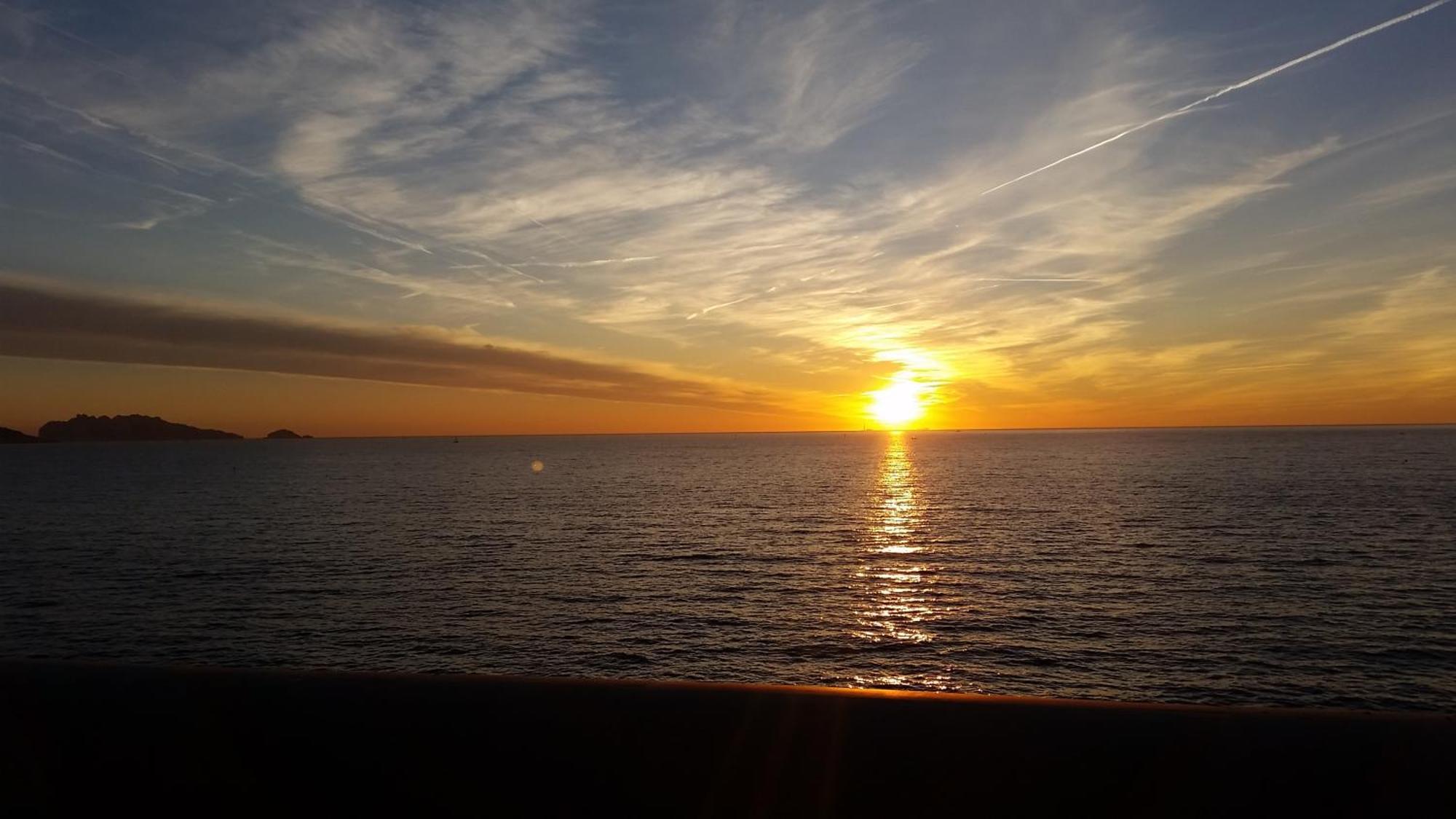 Sublime Vue Mer,Parking,Wifi Fréjus Exterior foto