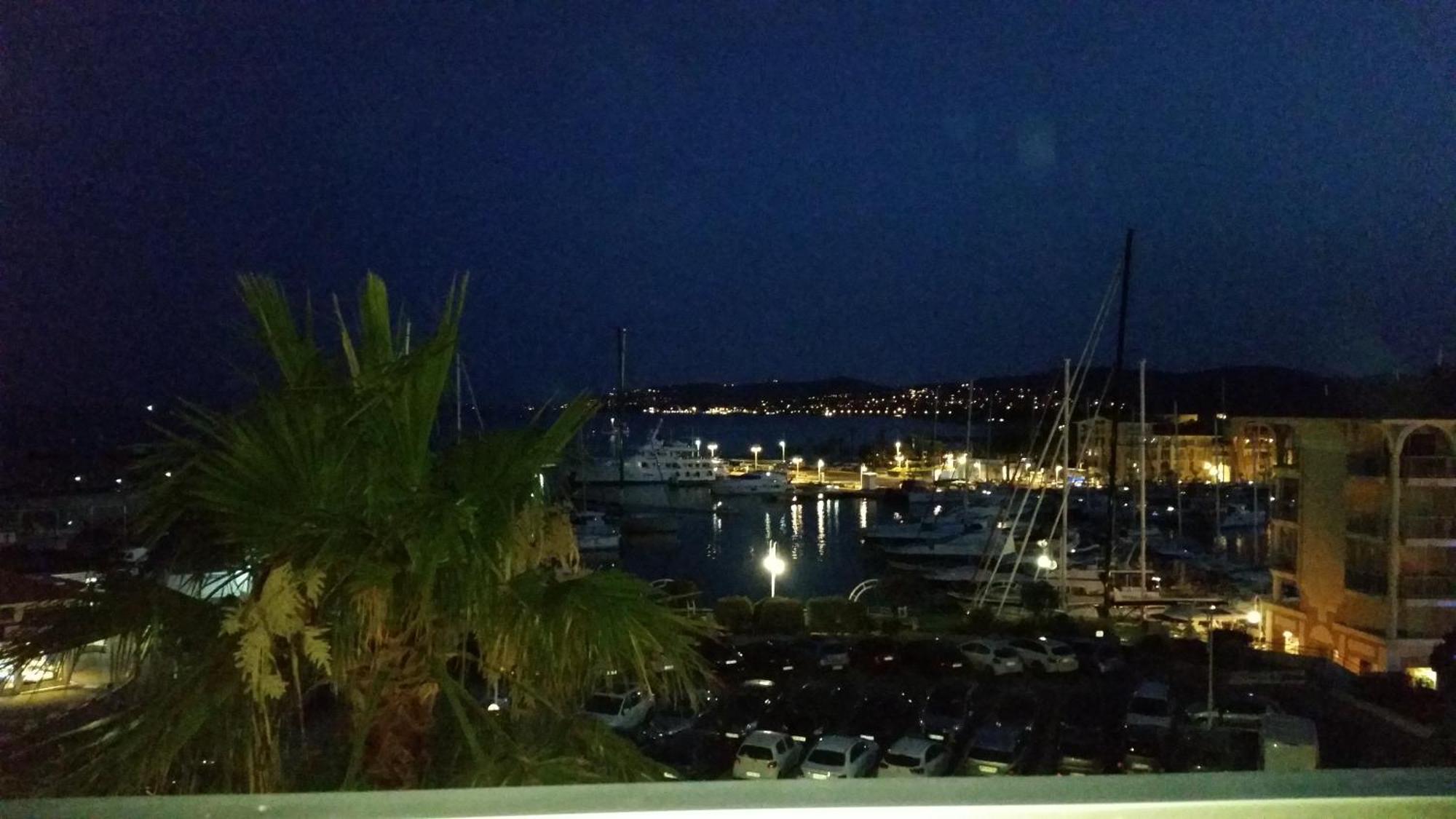 Sublime Vue Mer,Parking,Wifi Fréjus Exterior foto